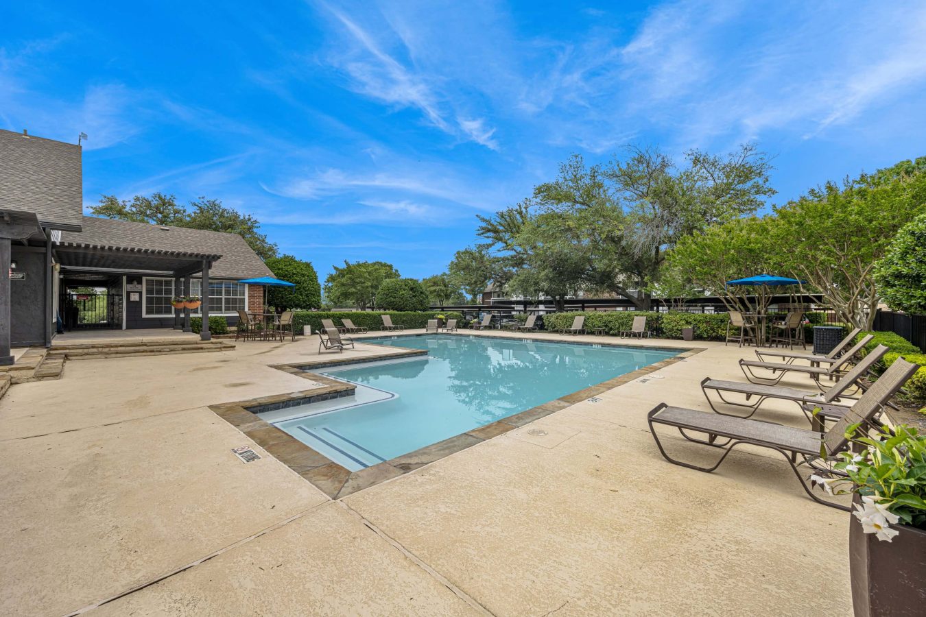 The Pinnacle Apartments, Lewisville, TX