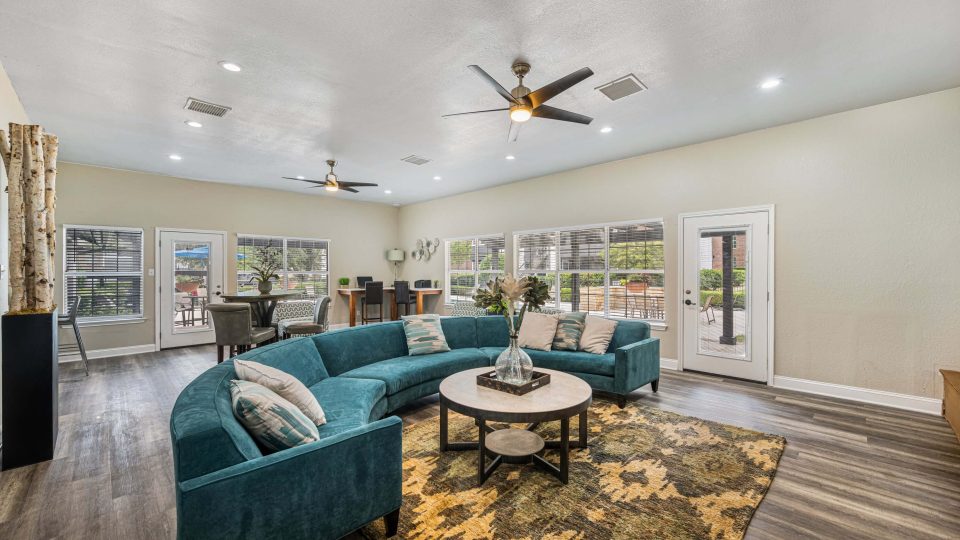 The Pinnacle Apartments, Lewisville, TX